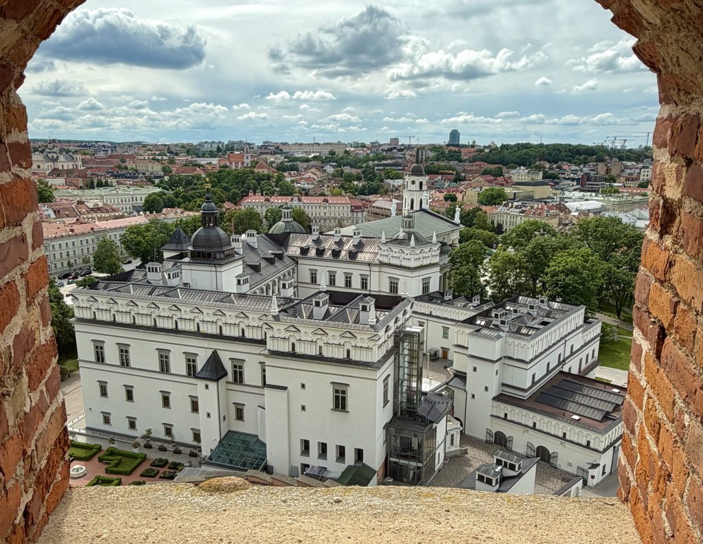 A Report on Return:&nbsp;Vilnius